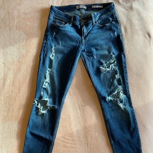 Guess low rise ripped jeans - size 27